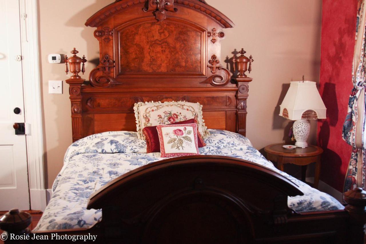 Flowertown Bed And Breakfast Саммервилл Экстерьер фото